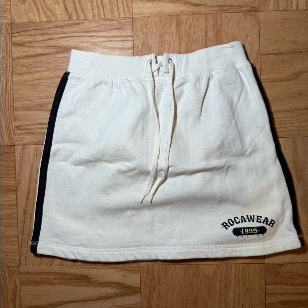 Rocawear mini skirt